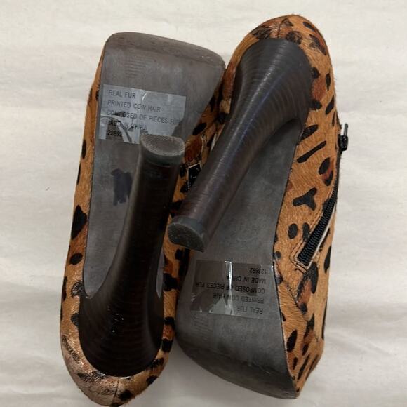 STEVE MADDEN  ANKLE HEEL BOOTIES SIZE 9M - Picture 7 of 9